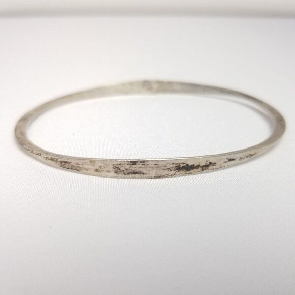 Vintage Sterling Silver Skinny Bangle Bracelet, Peg Clasp, Signed PJ, Estate - Picture 1 of 10